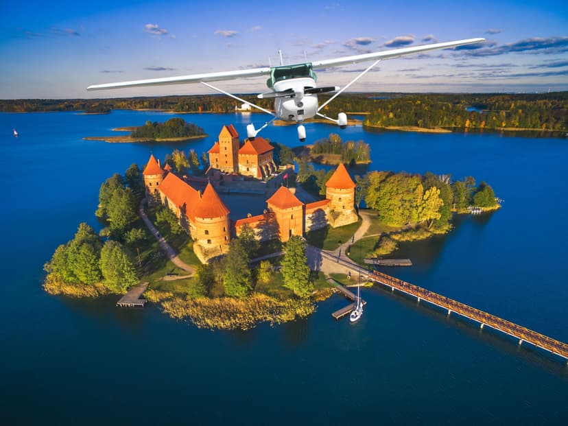 Skrydis virš Trakų ir 44 ežerų