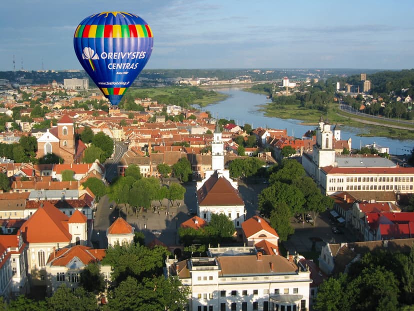 Skrydis oro balionu virš Kauno su „Oreivystės centru – Ballooning.lt“