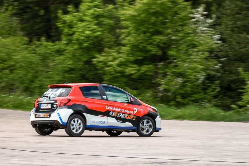 „EasyDrift“ šonaslydžio pamoka
