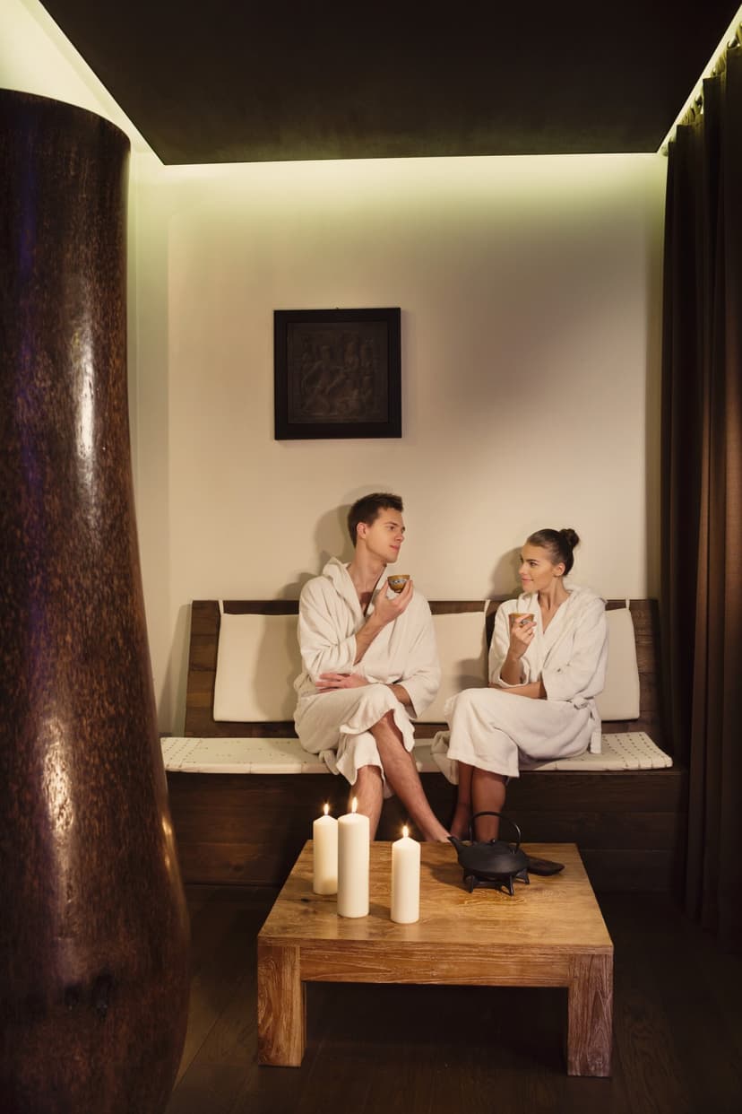 SPA terapija DVIEM „Rytų salos oazė“