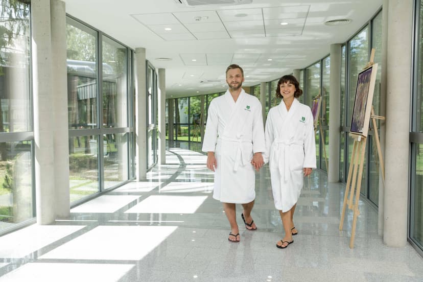 2 naktys „Eglės sanatorijoje“ Druskininkuose DVIEM su pusryčiais ir procedūromis