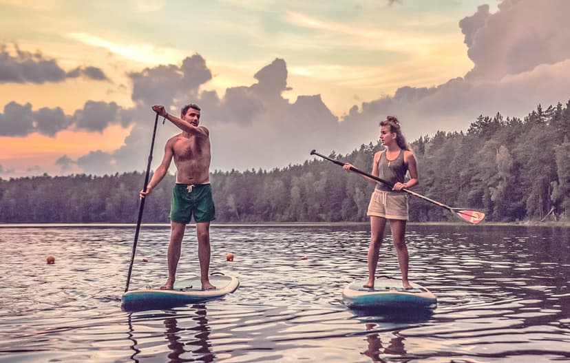 Plaukimo su irklente pamoka dviems Trakuose