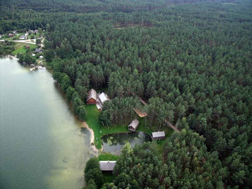 Poilsis „Nakcižibyje“ keturiems