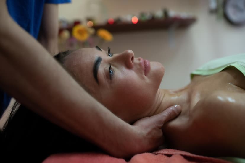 Masažo namų „Džonson“ atpalaiduojantis kūno ir veido masažas