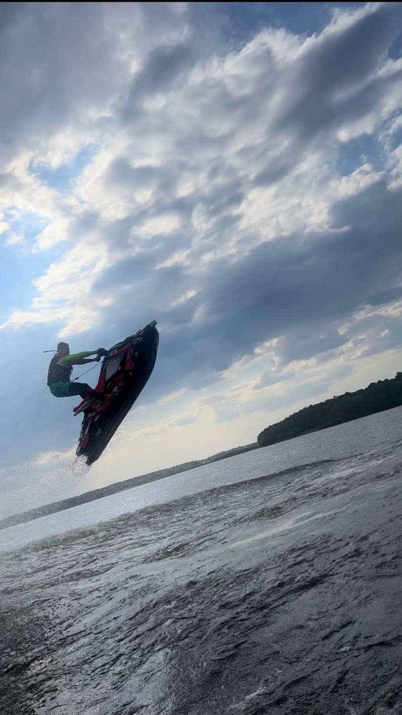 Skriek vandeniu: Kauno marių nuotykiai 10 min.