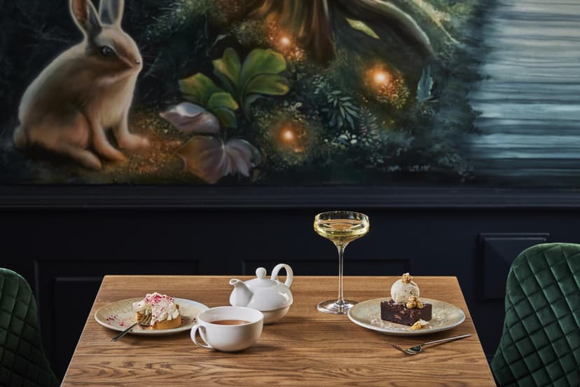 Romantiška vakarienė DVIEM gastro bare „Rabbit Hole“