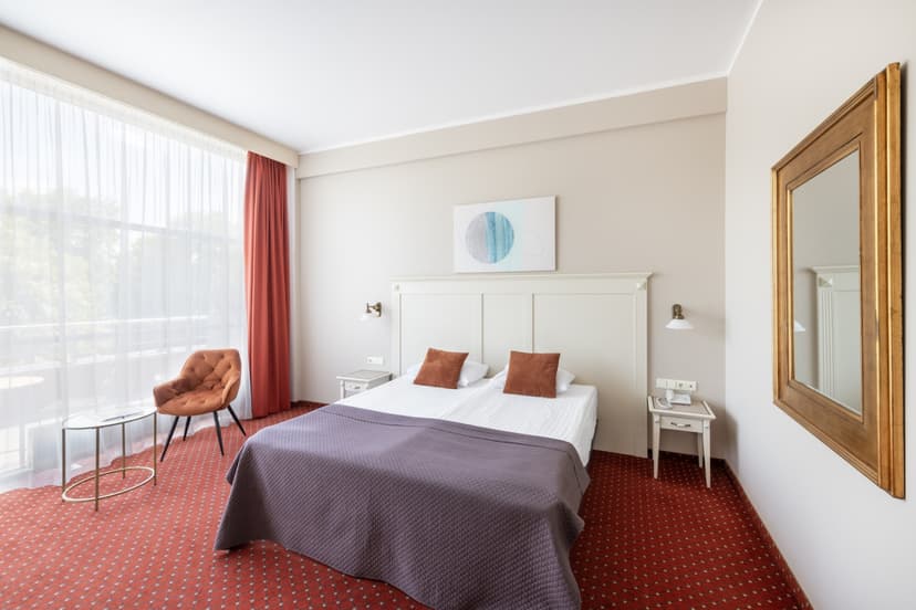 2 naktys geresniajame dviviečiame kambaryje su druskų terapija 4 asm. ŠEIMAI