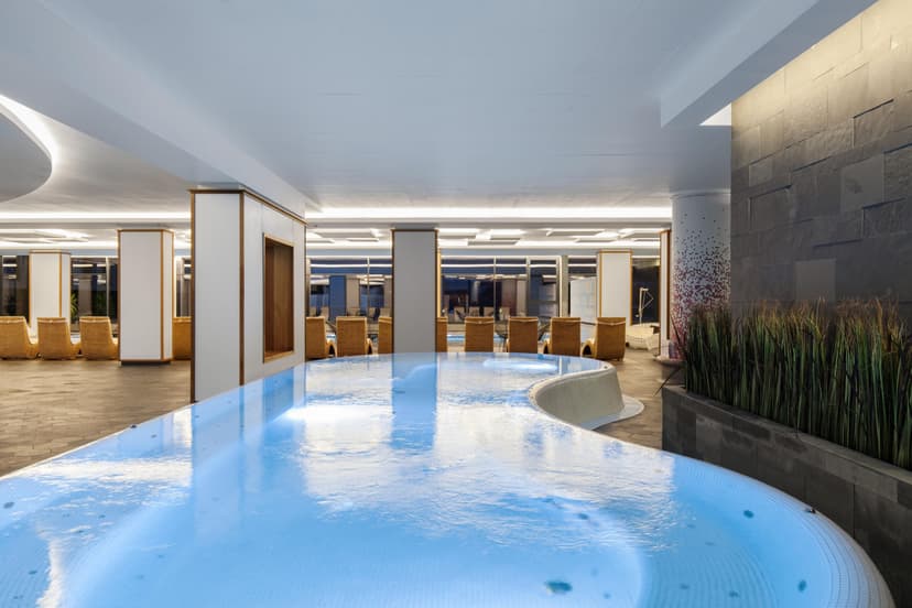 „Vytautas Mineral SPA“ – baseinai ir pirtys DVIEM