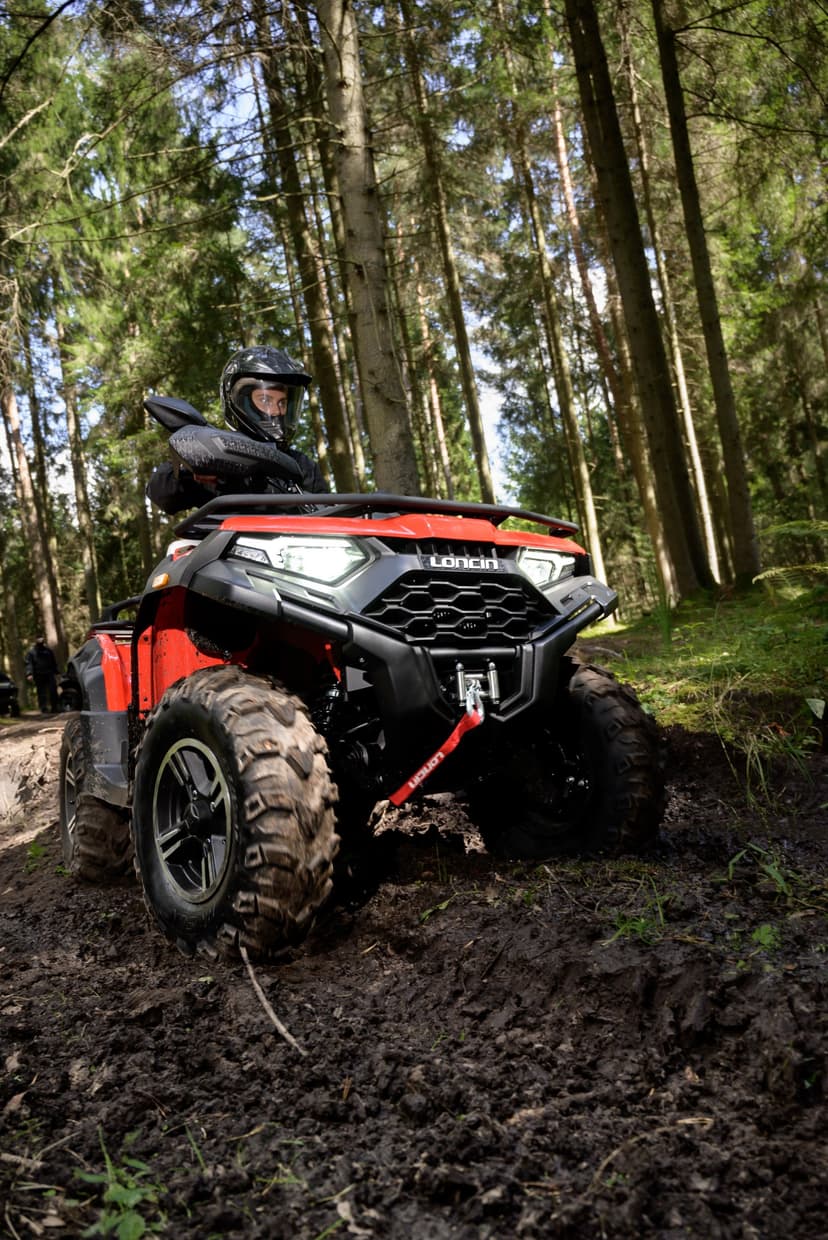 Pasivažinėjimas dviviečiu keturračiu 1-2 asm.