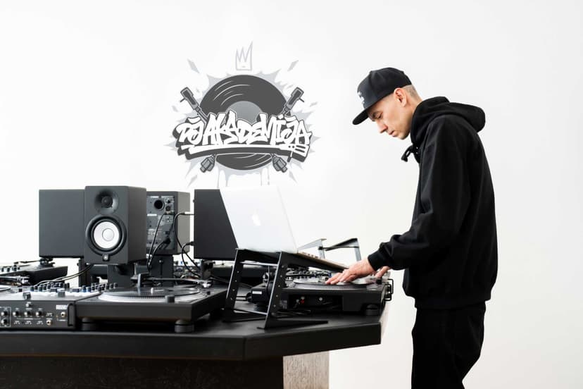 Individuali arba grupinė DJ pamoka