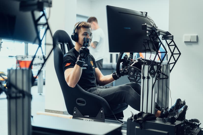 2 val. lenktynių simuliatoriuje „OBS Simuliatoriai"