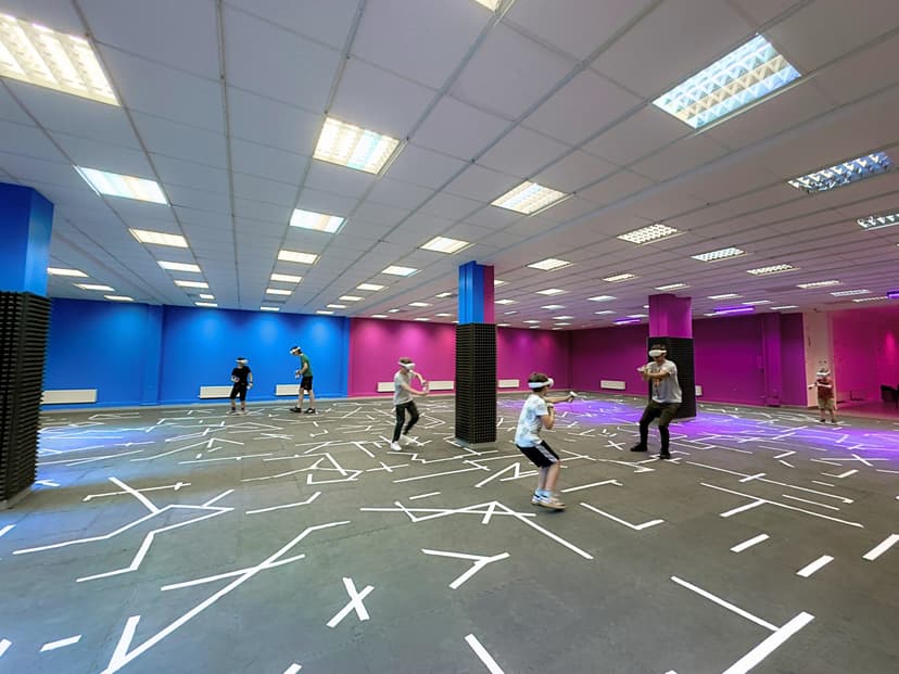 „VR ARENA“ komandinė pramoga Šiauliuose