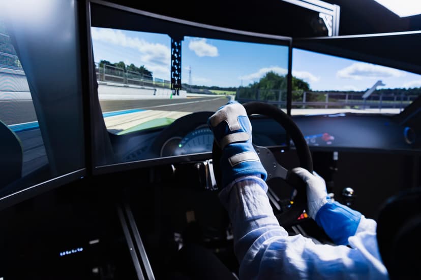 Vairavimo simuliatorius „V-R Shop“ (30 min.)